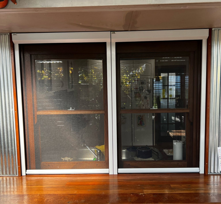 retractable fly screens on kitchen windows